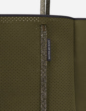 Load image into Gallery viewer, Cityscape mark II tote in khaki with blended rope