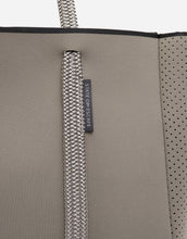Load image into Gallery viewer, City East West tote in smoke
