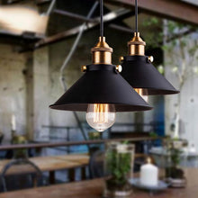 Load image into Gallery viewer, Classy Vintage Lamp
